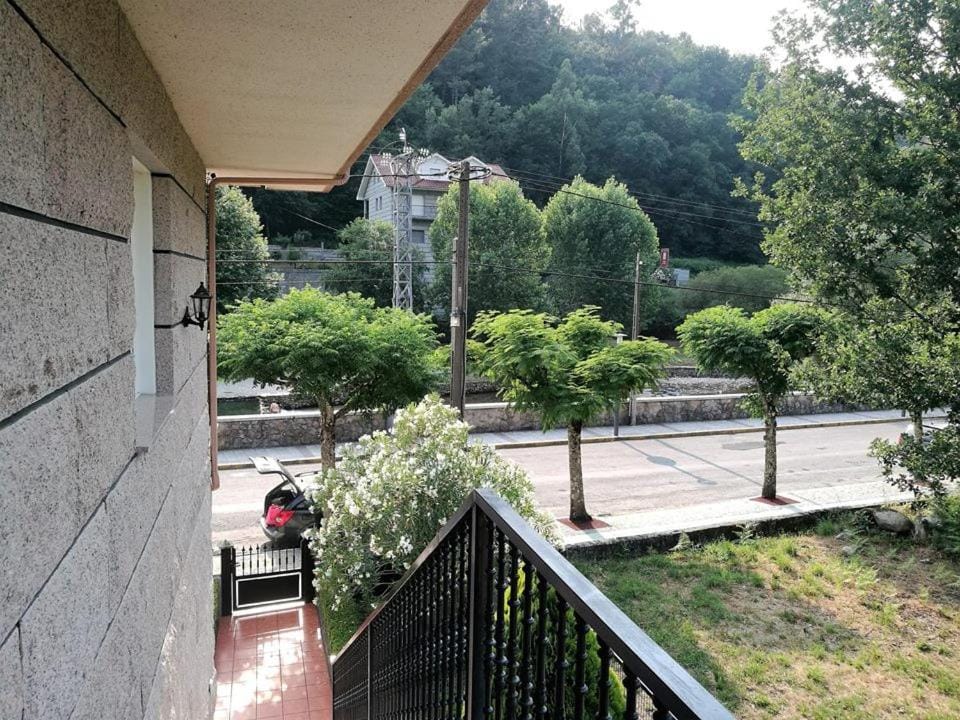Balcony/Terrace, Mountain view
