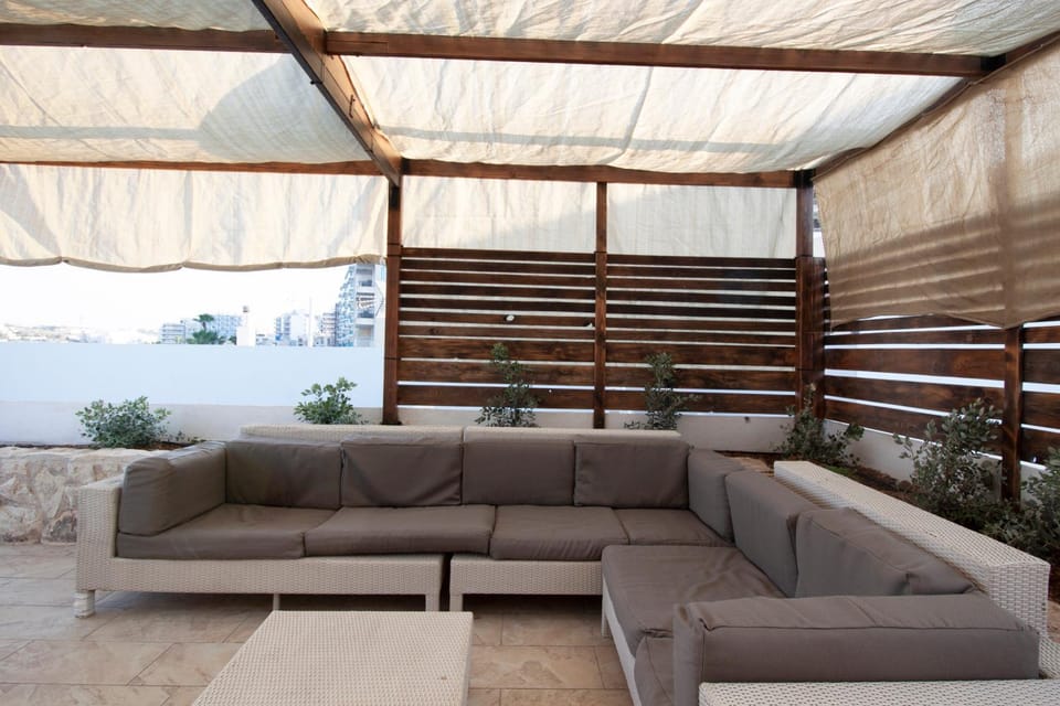 Patio, Day