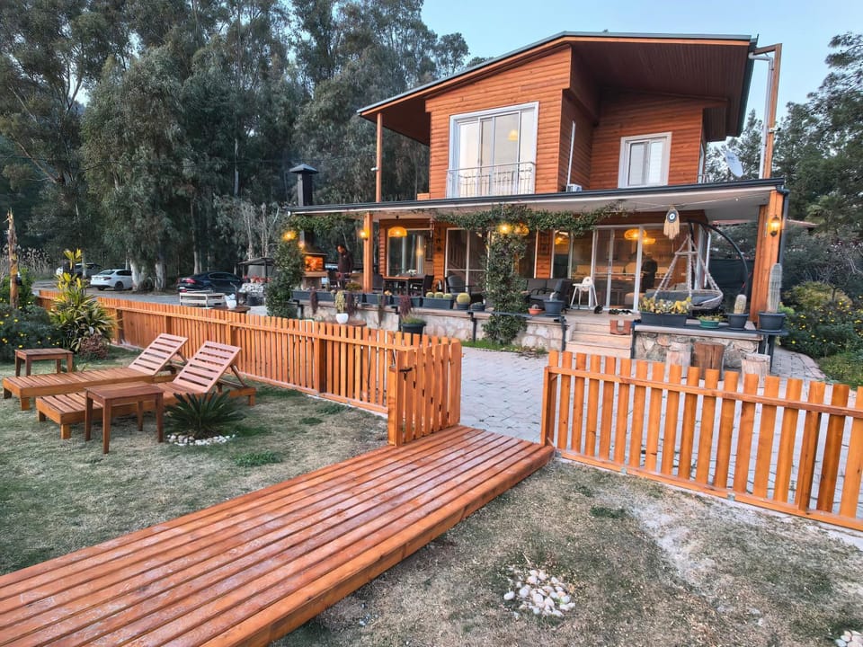 Lüks Villa Kaktüs Özel Havuz, Sauna & Jakuzi & Kano Villa in Muğla Province
