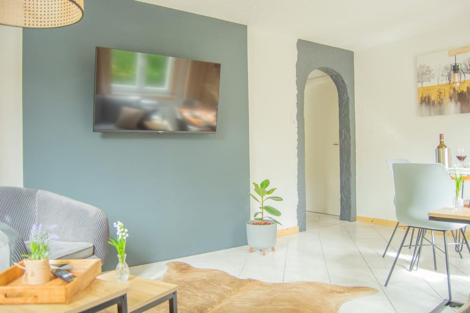 TV and multimedia, Seating area