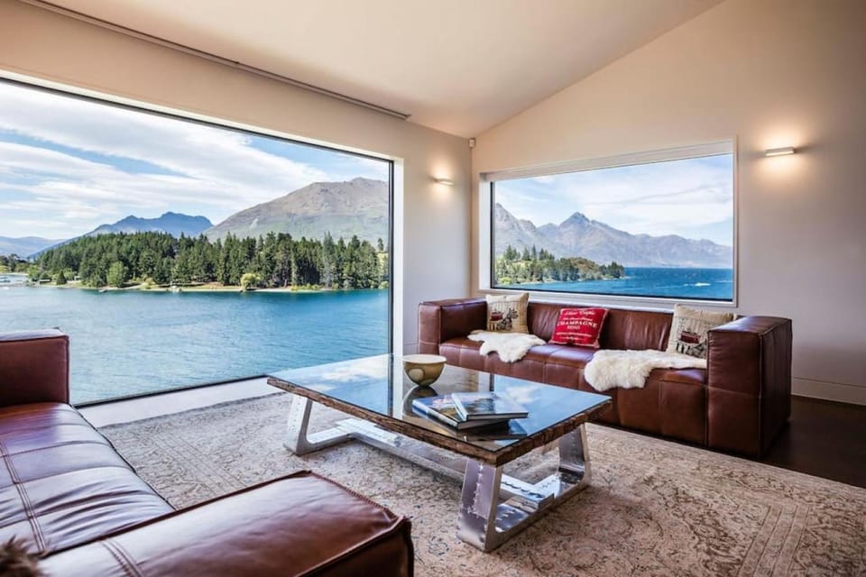 Day, Living room, Seating area, Lake view, Mountain view