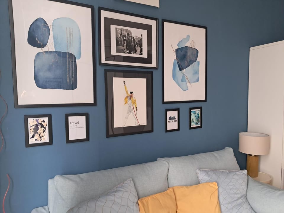 Living room, Decorative detail