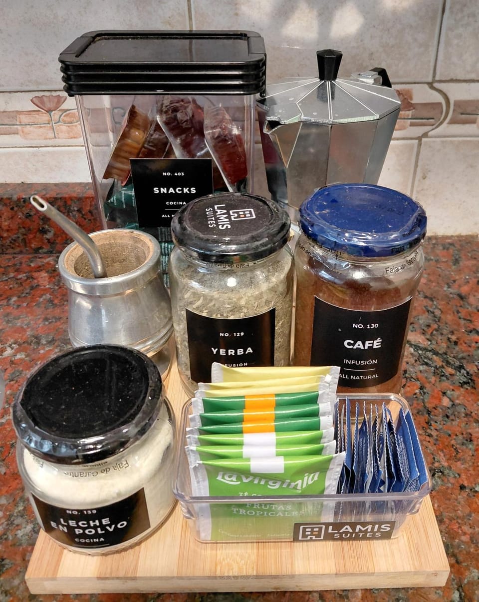 Coffee/tea facilities