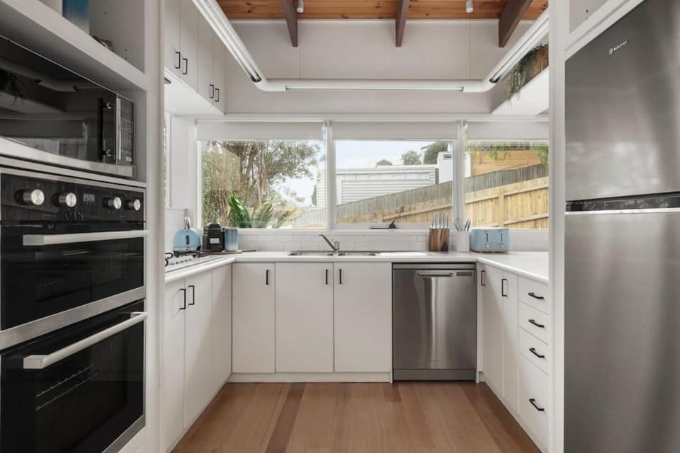 Kitchen or kitchenette, dishwasher, minibar, pet friendly, stove