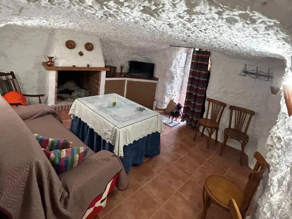Casa/Cueva el Cigarrillo House in Andalusia