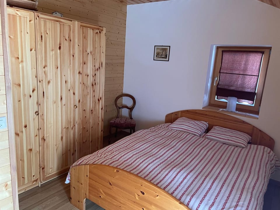 Bed, Photo of the whole room, Bedroom, wardrobe
