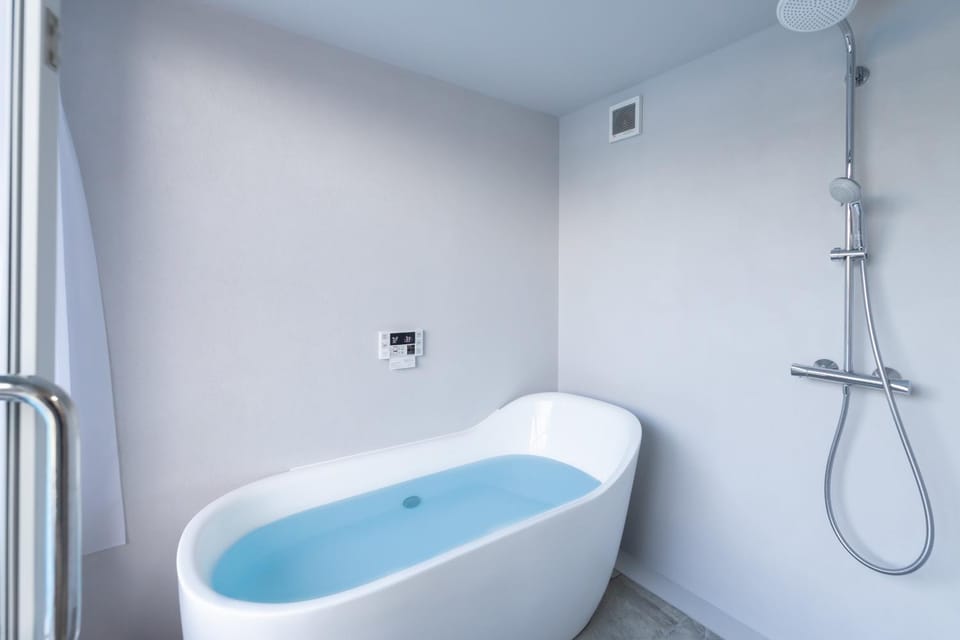 Bathroom, Bath