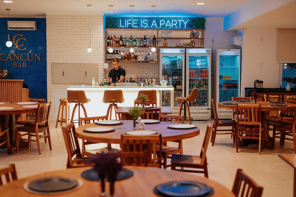 Lounge or bar
