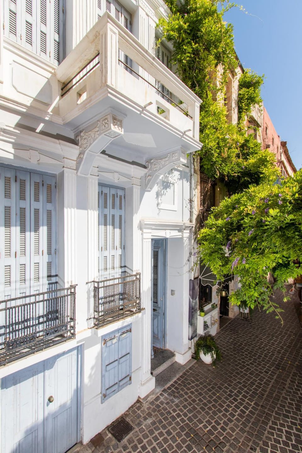 Property building, Balcony/Terrace