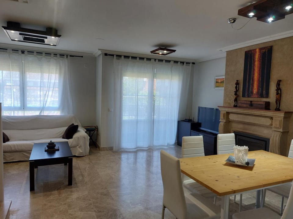 Living room, Seating area, Dining area