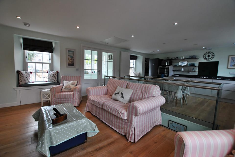 Lounge or bar