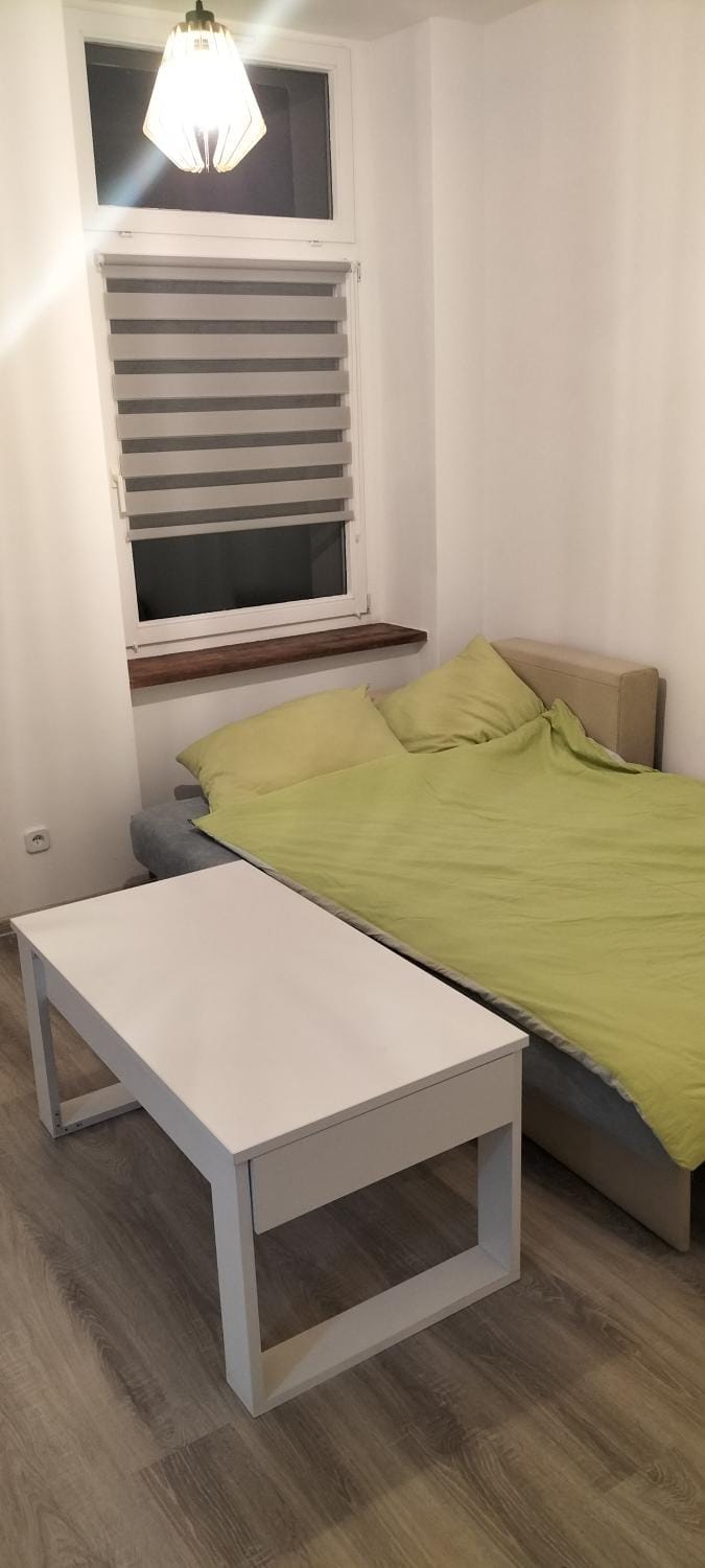 Bed, Living room