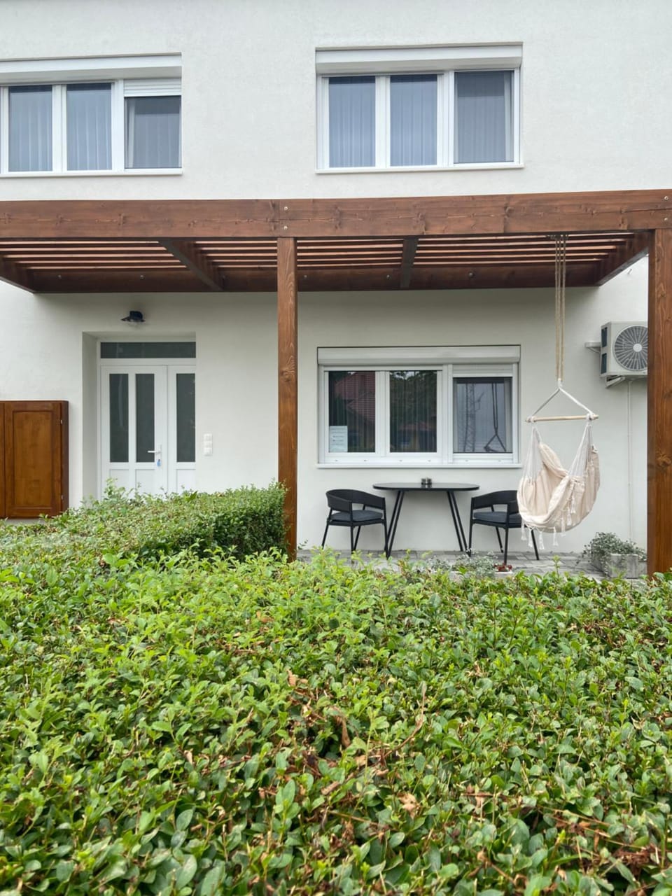 Property building, Patio, Garden