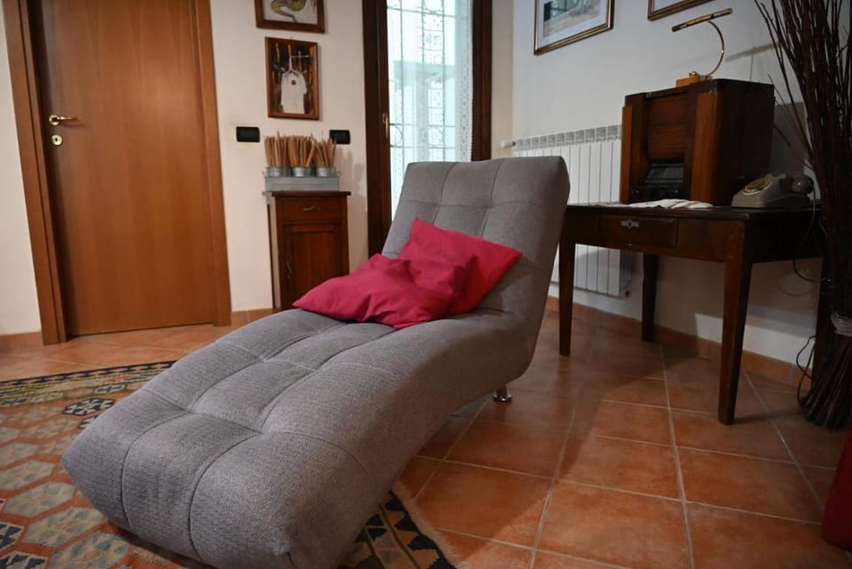 Communal lounge/ TV room, Lounge or bar