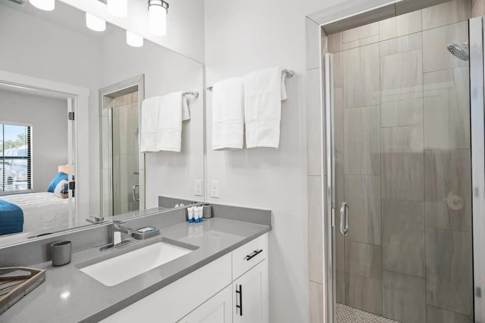 Bathroom, Bath