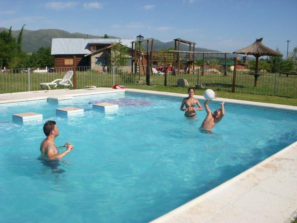 Day, Swimming pool, group of guests