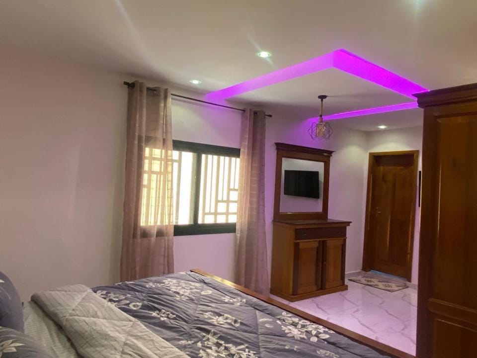 Villa OMARI Situé à Saly Portudal Villa 2 Chambres bien équipés proche de tout Villa in Saly