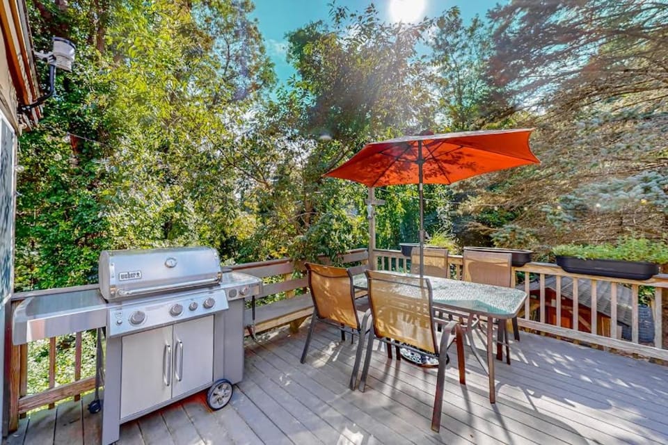Private Pocasset Getaway House in Pocasset