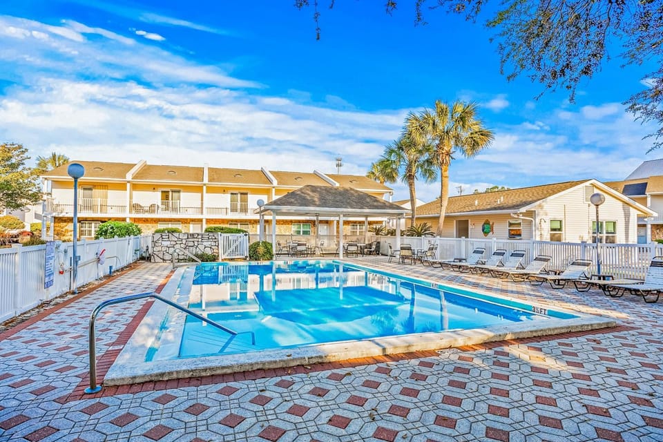 Woodland Shores #25 House in Miramar Beach
