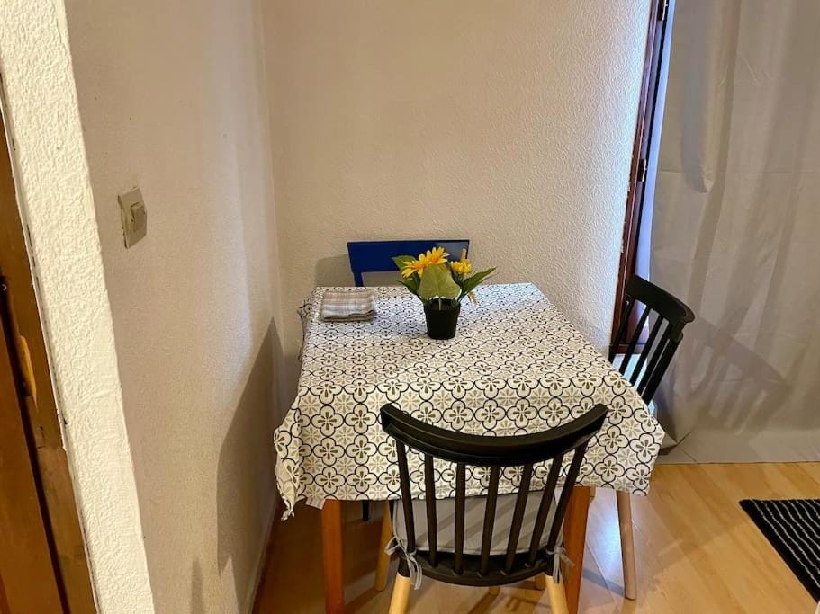 Exclusive building for groups Apartment in Le Mans
