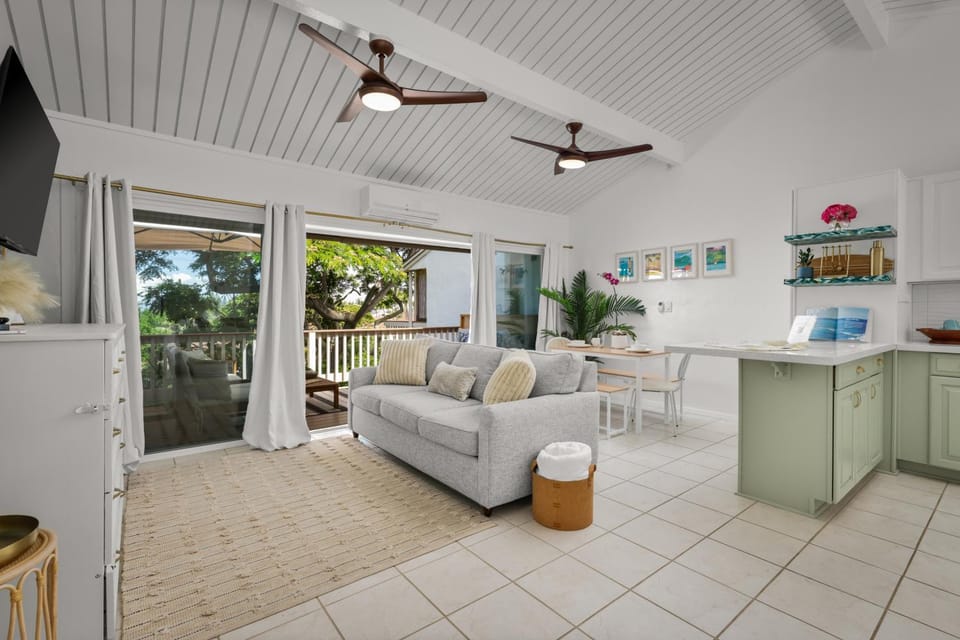 Keauhou Resort - Entire Ocean & Sunset View Condo, 2 Lanais, AC Apartment in South Kona