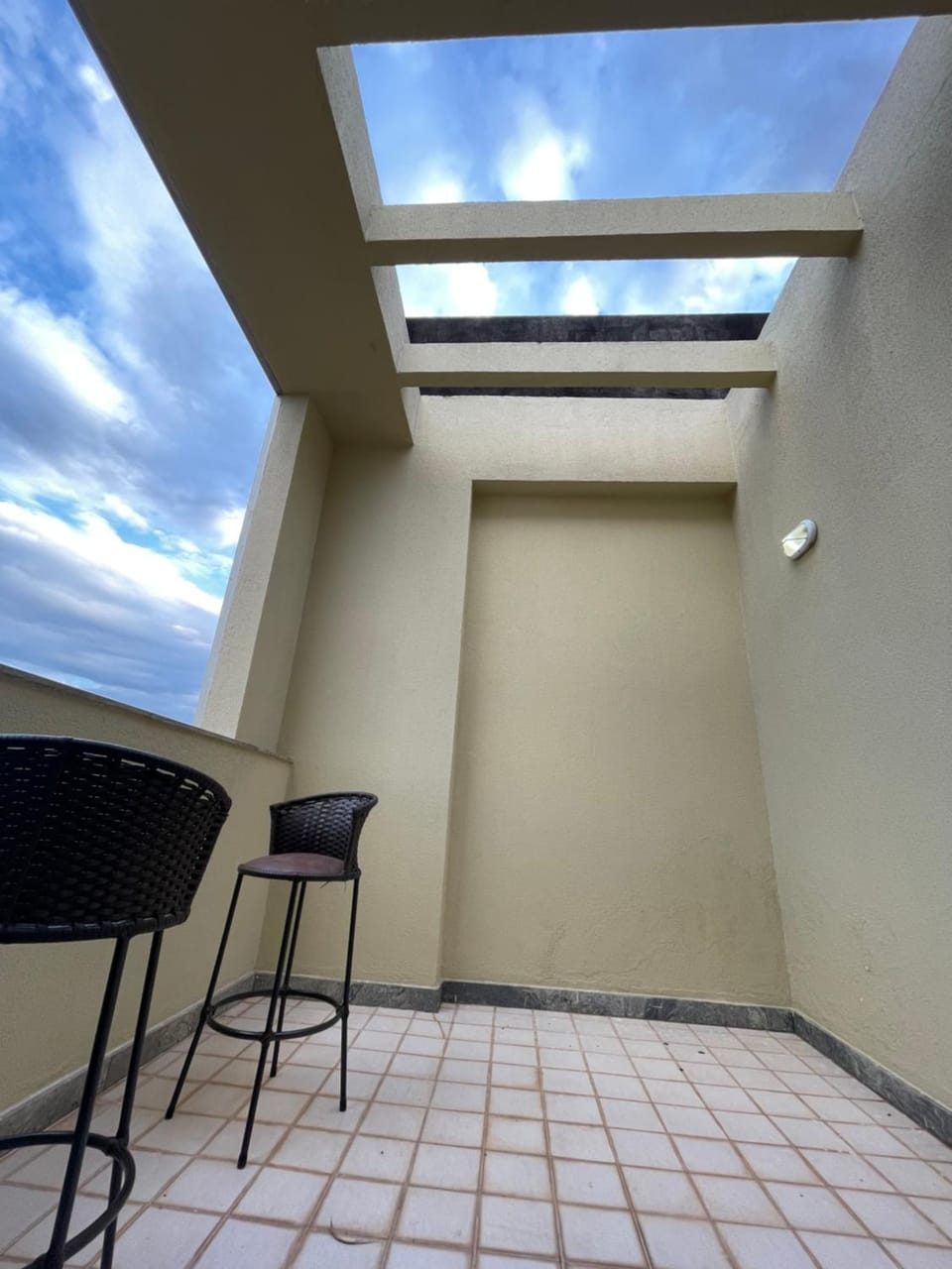 COBERTURA DUPLEX 70 m COM HIDRO NO MELHOR HOTEL DE TAGUATINGA Hotel in State of Goiás