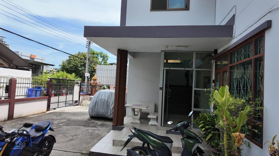 ธิติกาญจน์ อพาร์ทเม้นท์ Apartment in Bangkok