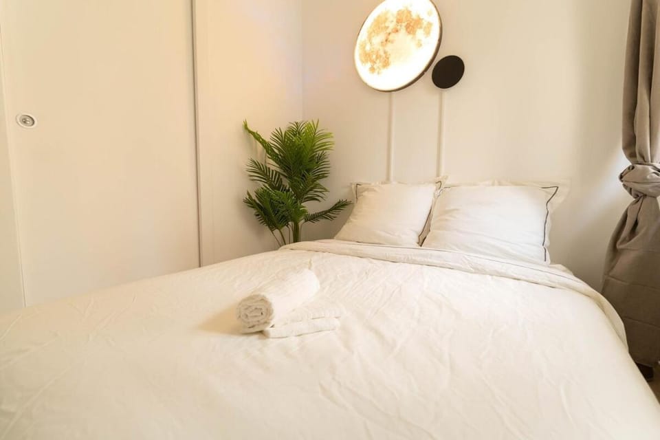AG 3 Sun Sand and serenity intimate Apartment in Nice
