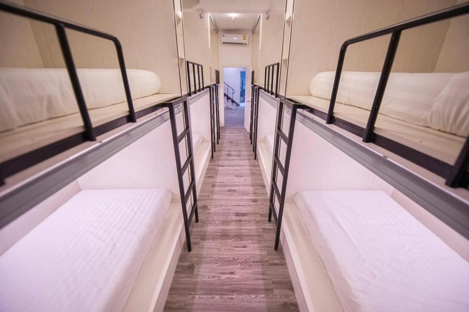 Photo of the whole room, Bedroom, bunk bed