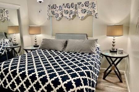Deer Suite HOT TUB GAME ROOM SLEEPS 2 House in Ahwahnee