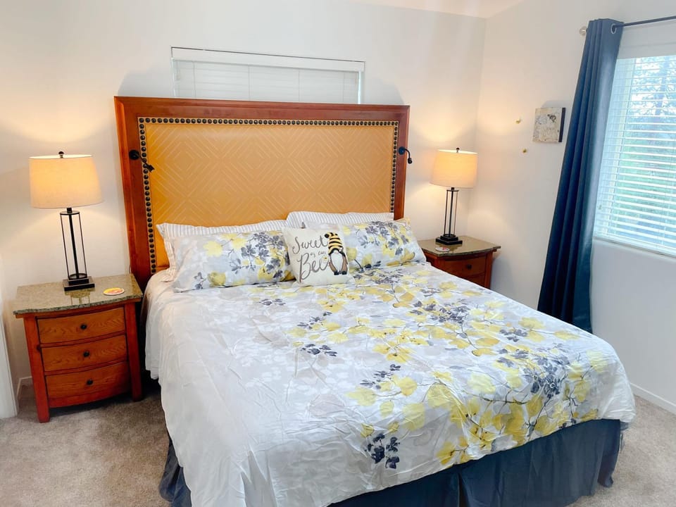 Bed, Bedroom