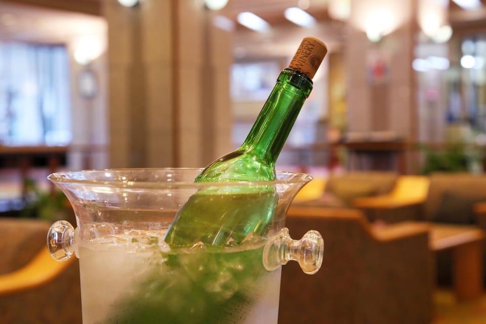 Lounge or bar, Food and drinks, Other, Drinks