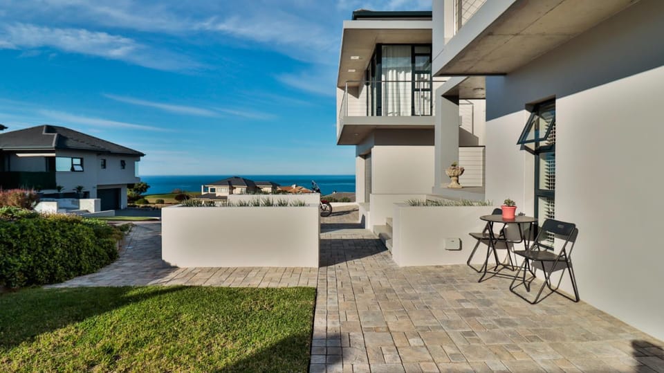 @201 Golf Estate Vacation rental in Western Cape