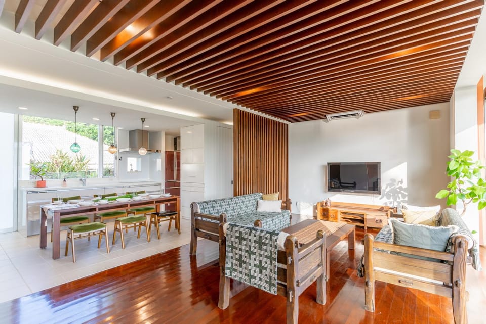 TV and multimedia, Living room, Dining area
