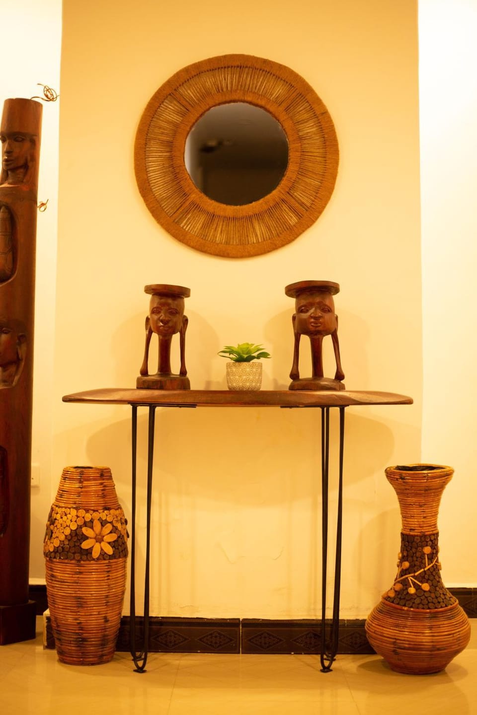 Lobby or reception, Decorative detail