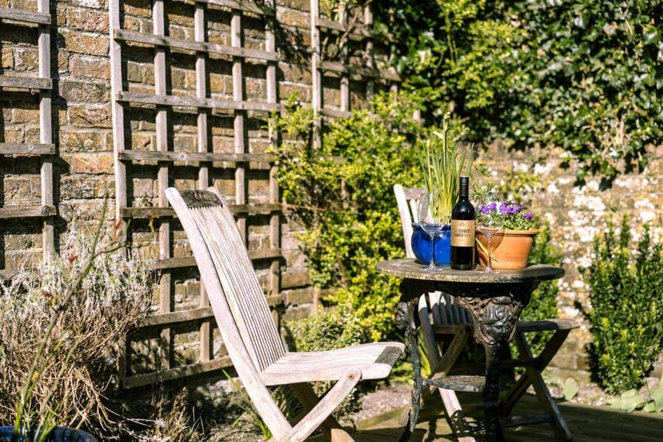 Meads Garden Cottage Close to Sea House in Eastbourne