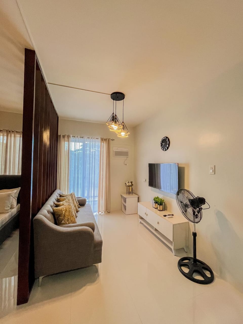TV and multimedia, Living room, fireplace