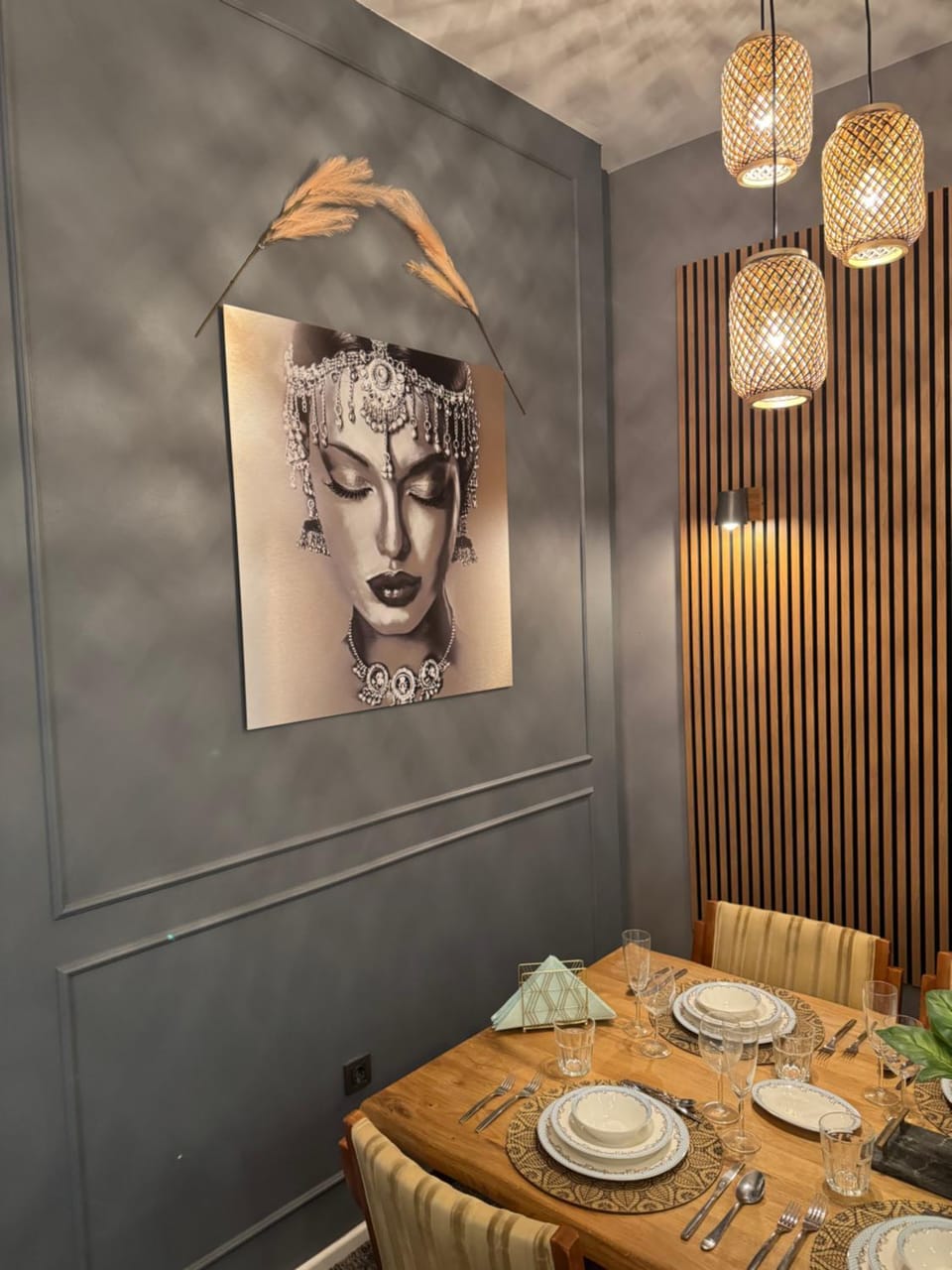 Decorative detail, Dining area