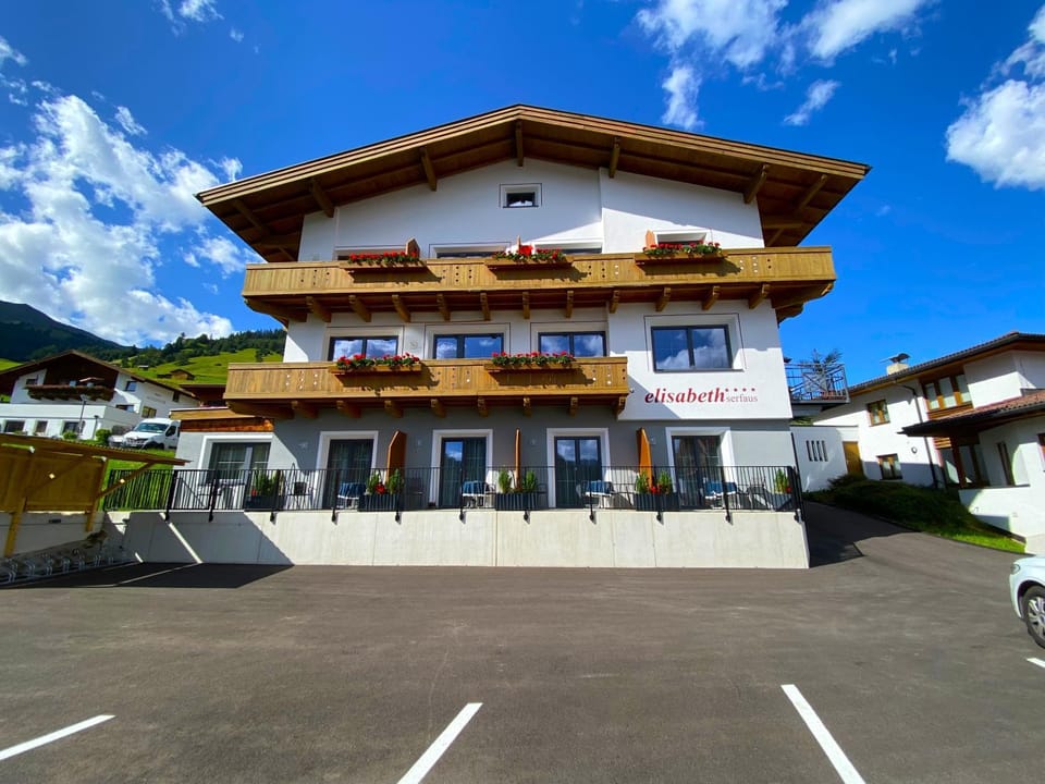 Property building, Parking