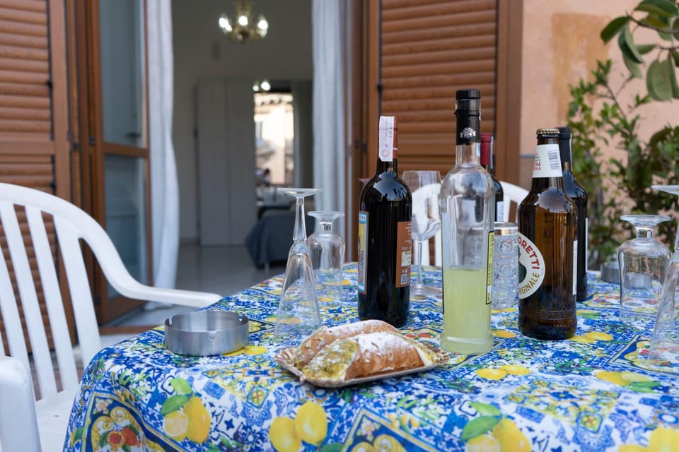 John Mary House Apartment in Catania