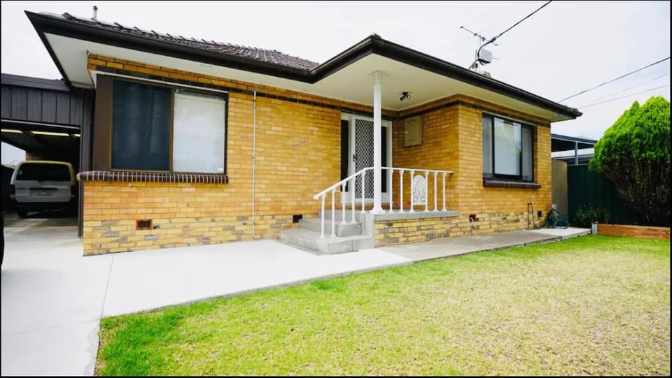 Home in Sunshine North House in Melbourne