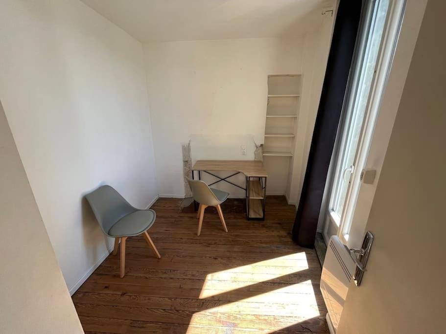 Charmant appartement avec balcon proche du centre. Apartment in Nouvelle-Aquitaine