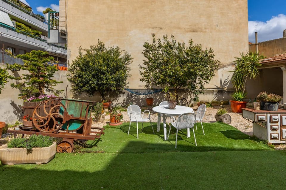 Garden, Garden view
