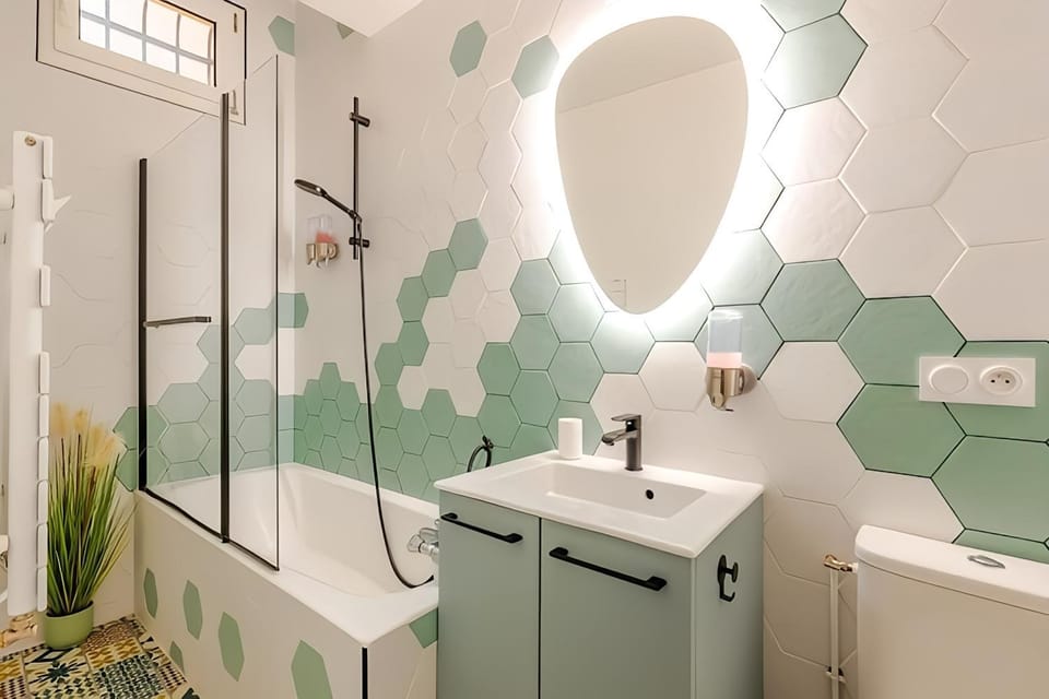 Toilet, Bathroom, Bath