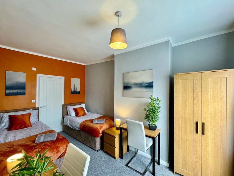 Bed, Bedroom, wardrobe