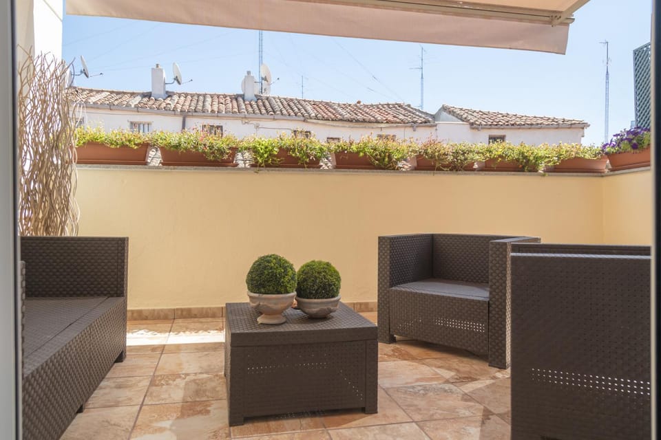 View (from property/room), Balcony/Terrace