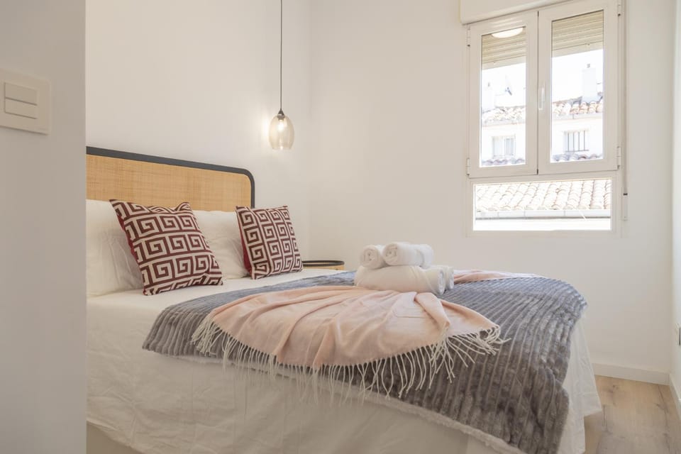 Bed, Photo of the whole room