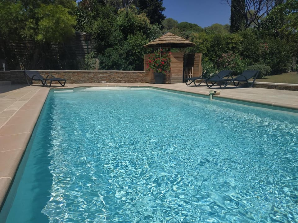 Haut de Villa VERDUREVE location de vacances House in Saint-Raphael