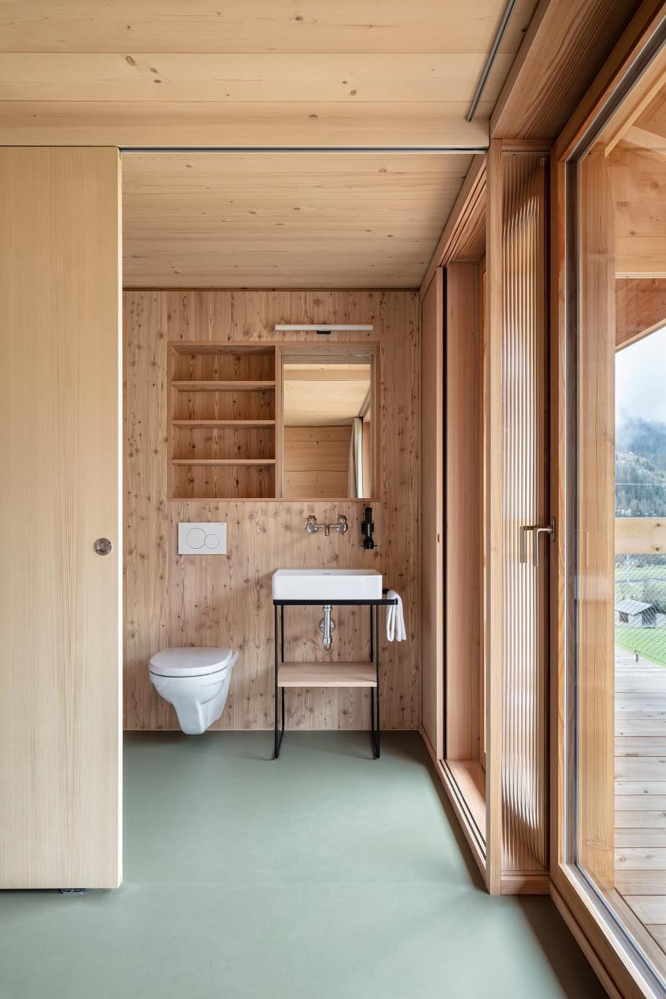 Toilet, Bathroom, Photo of the whole room, Guests