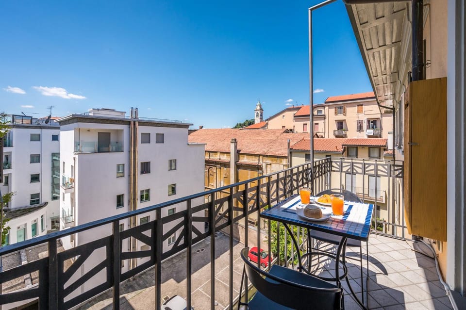 Balcony/Terrace, City view